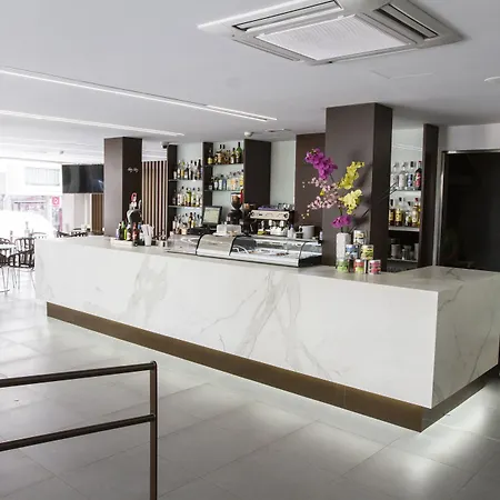 酒店 Montesol 3*