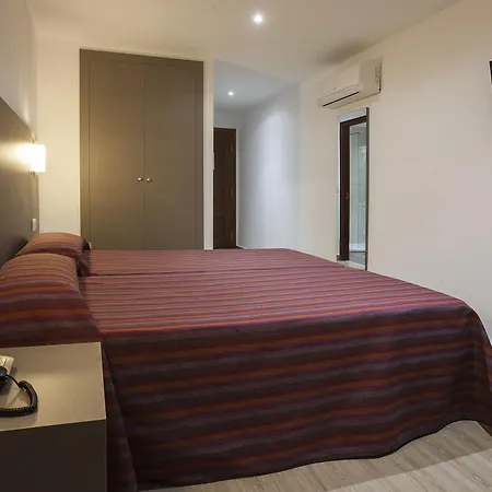 Ξενοδοχείο Montesol 3*